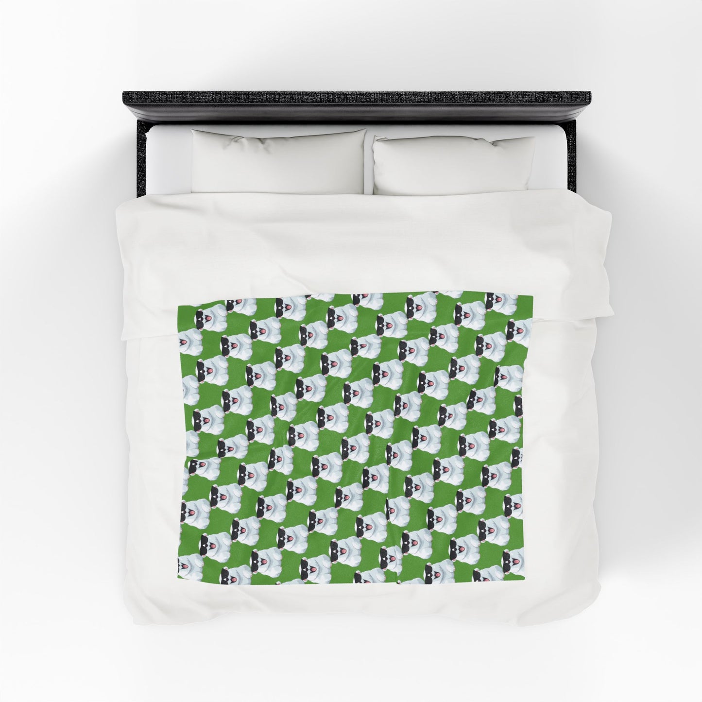 Polar Bear Velveteen Plush Blanket - Green