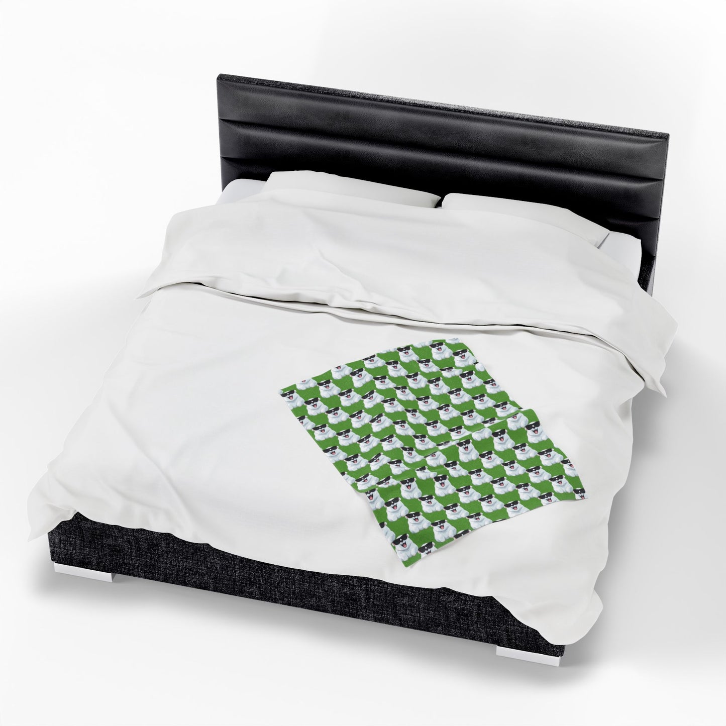 Polar Bear Velveteen Plush Blanket - Green