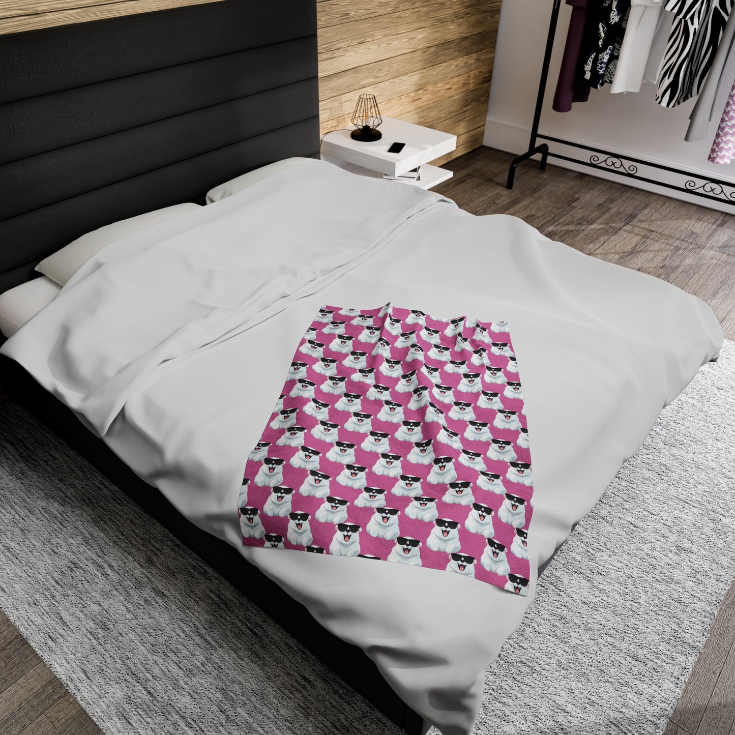 Polar Bear Velveteen Plush Blanket - Light Pink