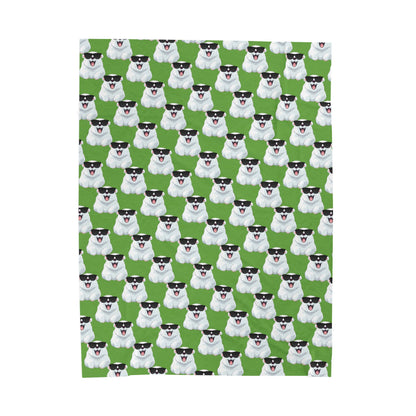 Polar Bear Velveteen Plush Blanket - Green